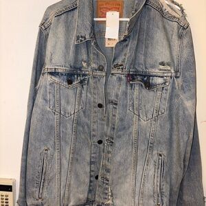 Levi’s Distressed Denim Men’s Jacket Size XL New